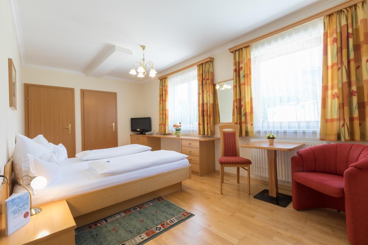 Landhotel Haeuserl Im Wald Гребмінг Екстер'єр фото